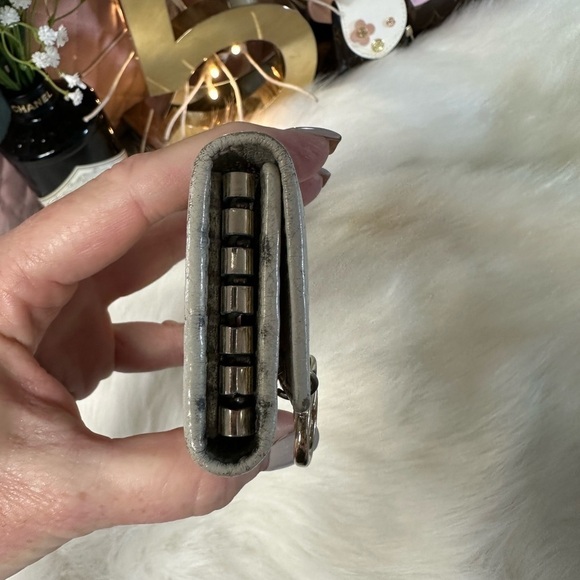 Authentic GUCCI SSIMA INTERLOCKING G GOLD CHARM 6 RING KEY CASE KEY HOLDER - Picture 6 of 10